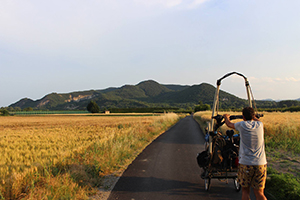 Photo de la charrette l'éveil nomade